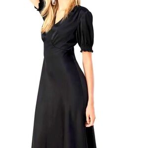 DVF Soft satin Avianna maxi dress in black size 14. Never worn tags attached